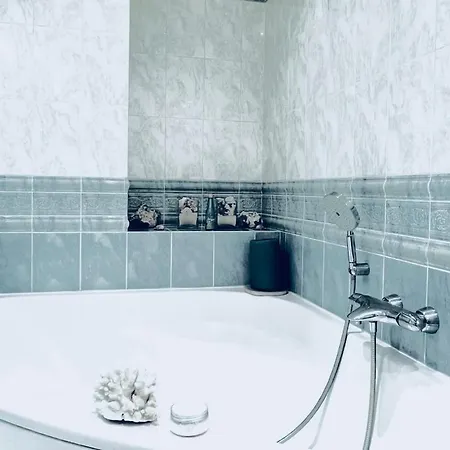 Lägenhet Luxury And Exclusive 130sqm Estate 4m Ceilings With Garden View Near Arc De Triomphe And Palais Des Congres *