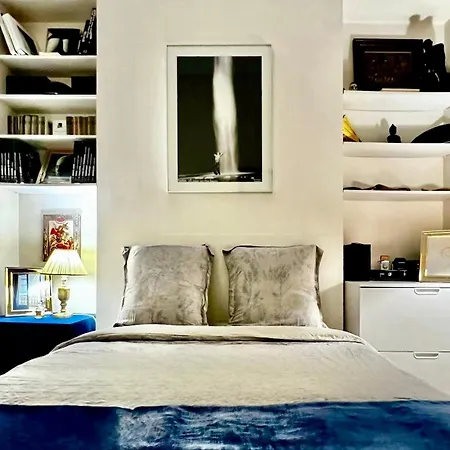 Luxury And Exclusive 130sqm Estate 4m Ceilings With Garden View Near Arc De Triomphe And Palais Des Congres *