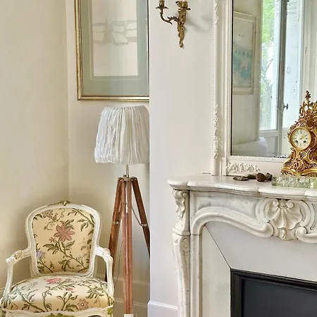 Lägenhet Luxury And Exclusive 130sqm Estate 4m Ceilings With Garden View Near Arc De Triomphe And Palais Des Congres