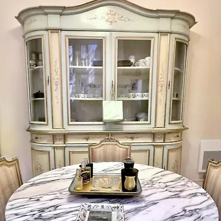 Luxury And Exclusive 130sqm Estate 4m Ceilings With Garden View Near Arc De Triomphe And Palais Des Congres