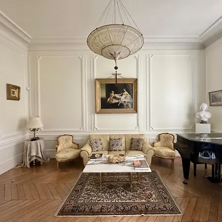 Luxury And Exclusive 130sqm Estate 4m Ceilings With Garden View Near Arc De Triomphe And Palais Des Congres