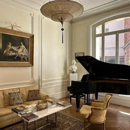 Apartmán Luxury Arc De Triomphe 130sqm