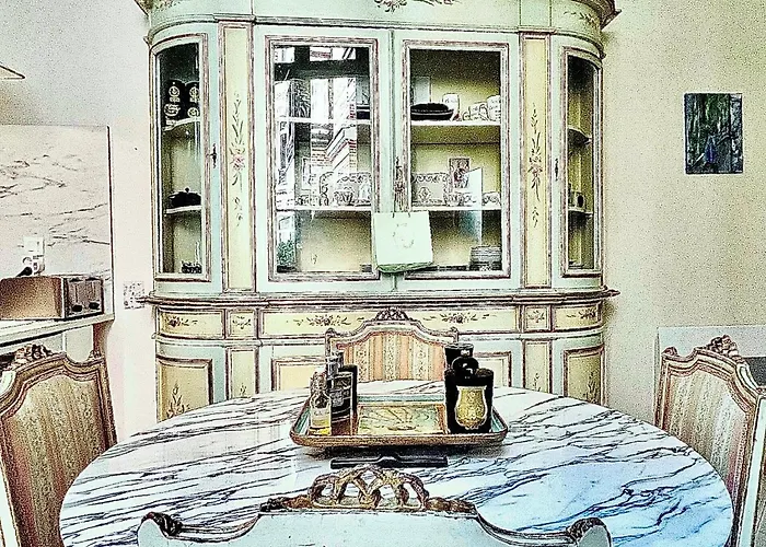 Apartment Luxury Arc De Triomphe 130sqm Paris