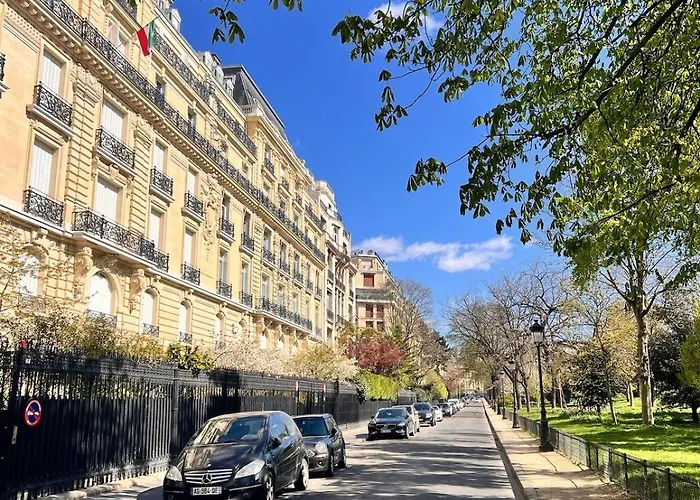 Luxury Arc De Triomphe 130sqm