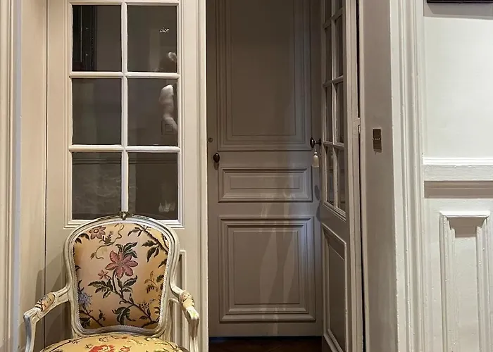 Luxury Arc De Triomphe 130sqm