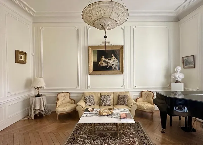 Luxury Arc De Triomphe 130sqm
